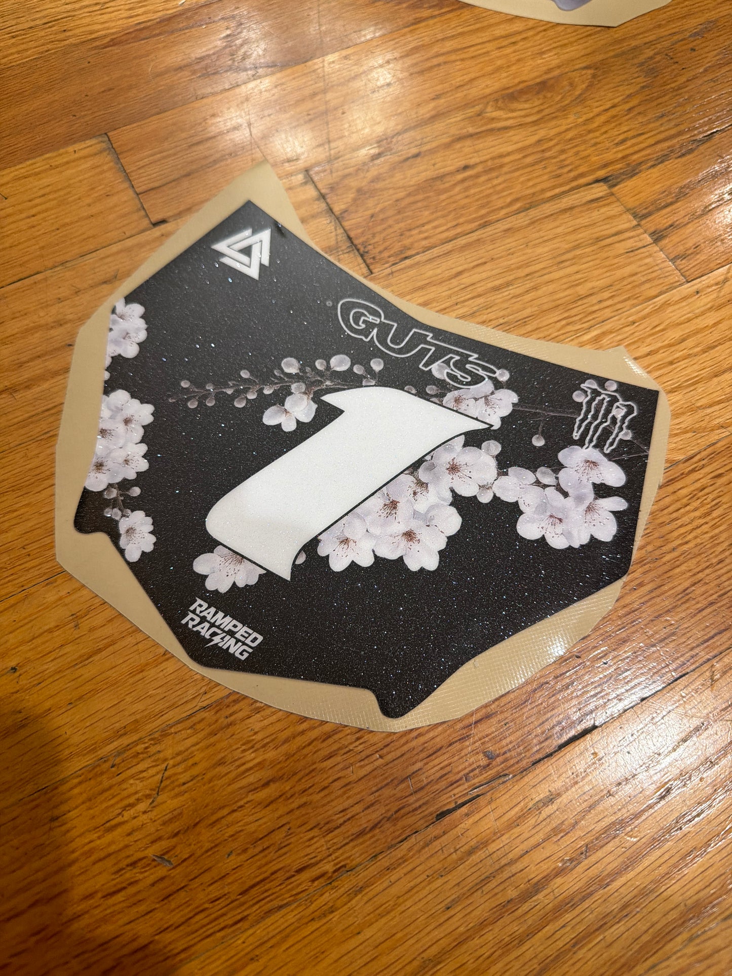 White/S sparkle #1 Motocutz